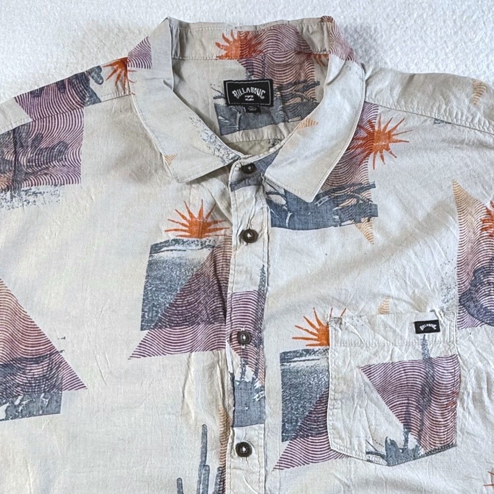 Billabong Button Up Shirt Mens XL Beige Desert Cactus Palm Tree Graphic Print